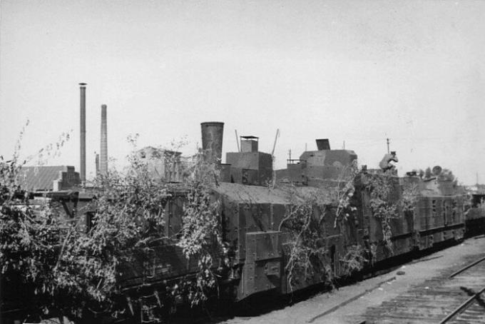 Kara laikā, mēs izmantojām galvenokārt gaismas bruņu vilcienu. | Foto: be-be-be.ru.