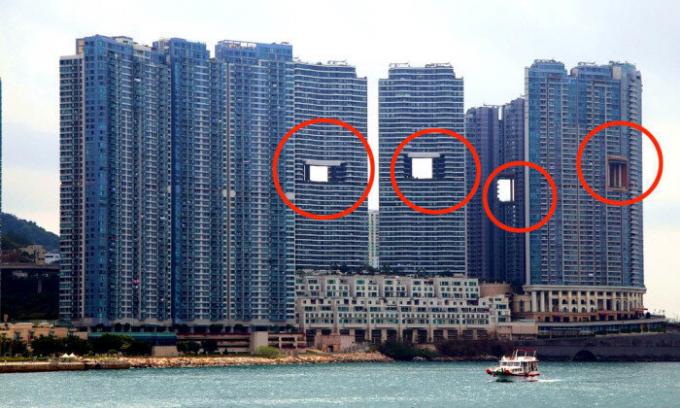 "sūci" debesskrāpjus uzceltas Honkongā.
