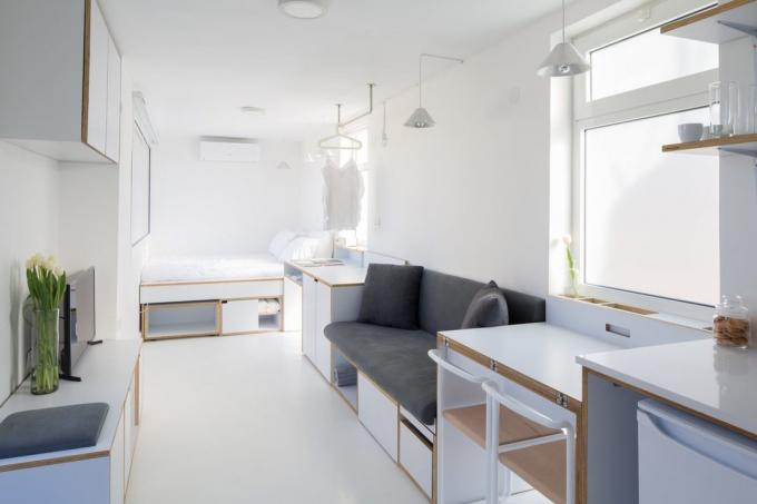 Apartment-transformators 15 m² ar virtuvi, dzīvojamā istaba un guļamistaba