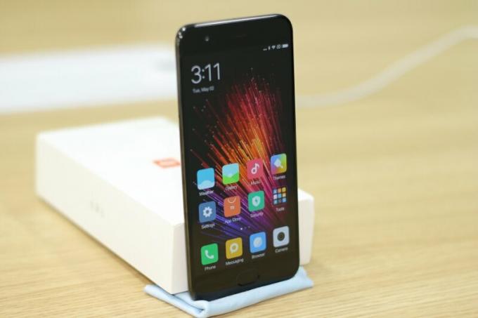 Pārskats par Xiaomi Mi 6 viedtālruni - jaudīgu un funkcionālu flagmani - Gearbest Blog Russia