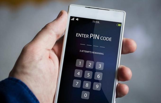 PIN kods viedtālrunis: draudi no sensoriem.
