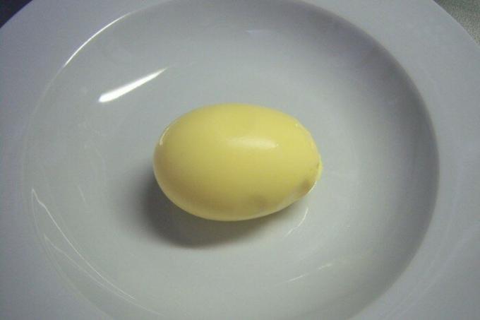 Kā sagatavot "zelta olas" vai olu kulteni čaumalās