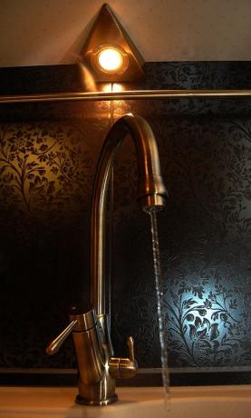 Filtrēts ūdens spiediens, bronzas stils