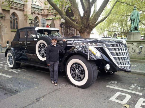 Sheikh Hamad bin Hamdan Alnahjāns, ar savu auto Giant Spider Strasbūrā